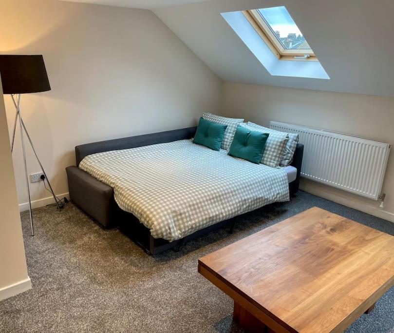 Vennel Street Apartments Stewarton Экстерьер фото